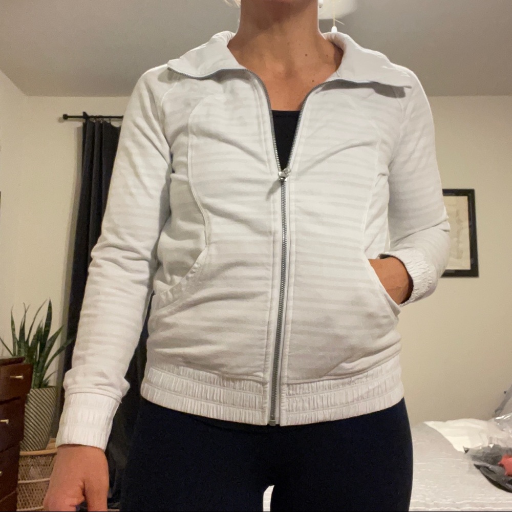 Lululemon zip up jacket
